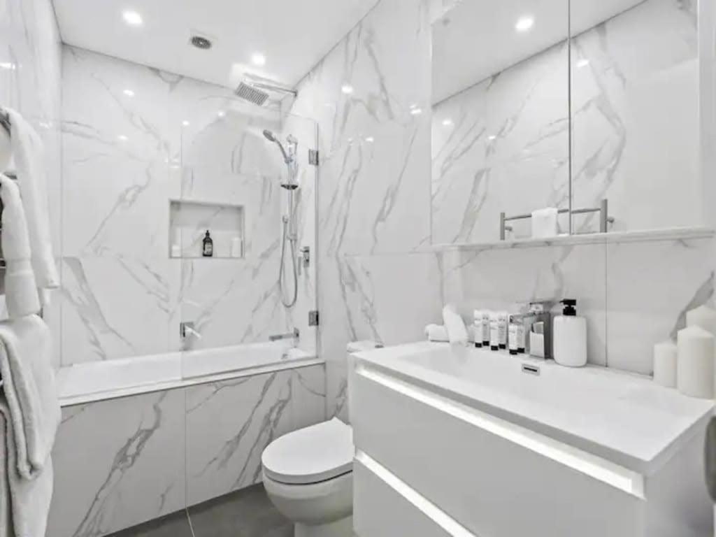 Sleek Modern Pad Next To Spark Arena Free Parking 오클랜드 외부 사진